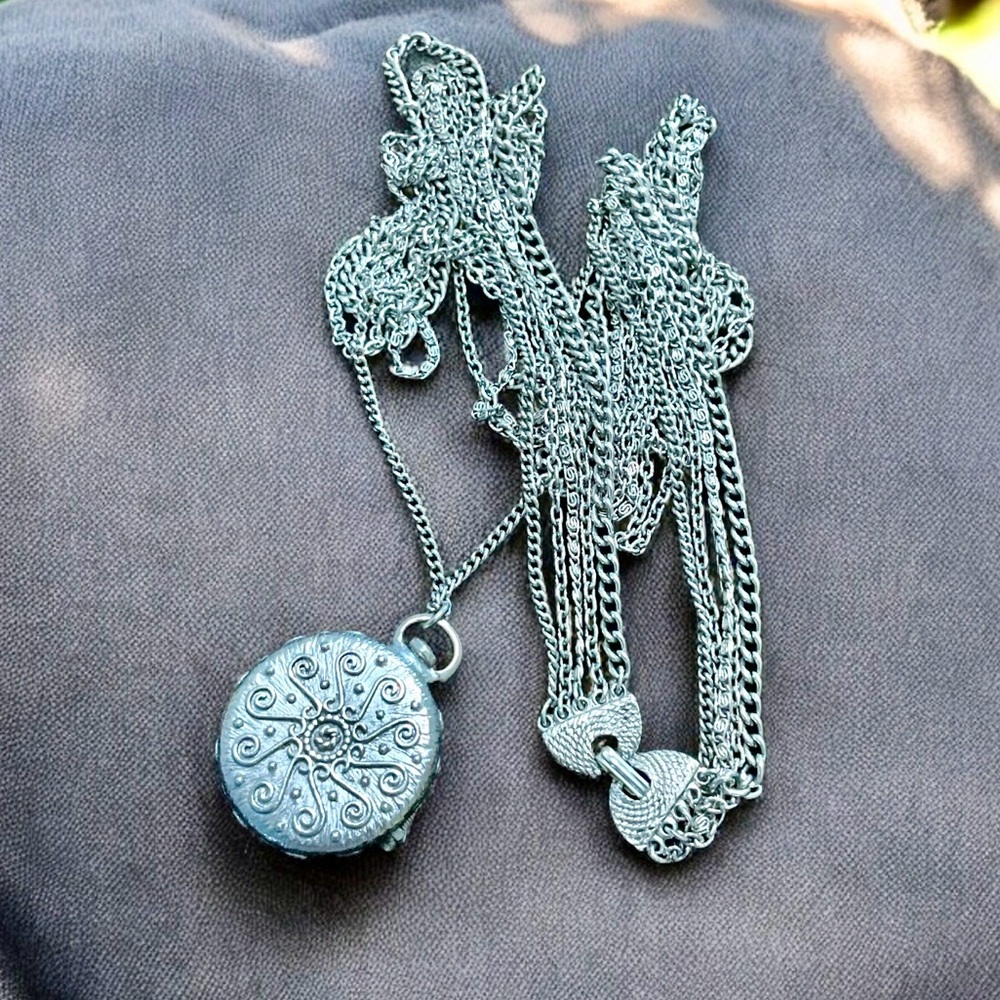 Vintage Silver Tone Multi Strand Chain Locket Necklace 25” Intricate Design - Picture 2 of 4